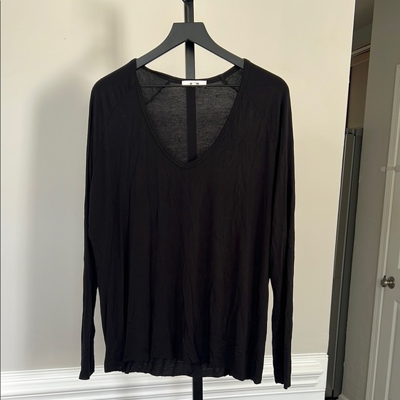 Joah Brown Tops - Joah Brown long sleeve v neck oversized slouchy shirt